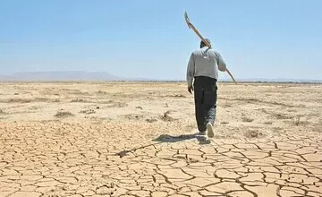 وقتی مردم استان‌های مرکزی کشور صرفا به خاطر زنده ماندن مهاجرت می‌کنند!