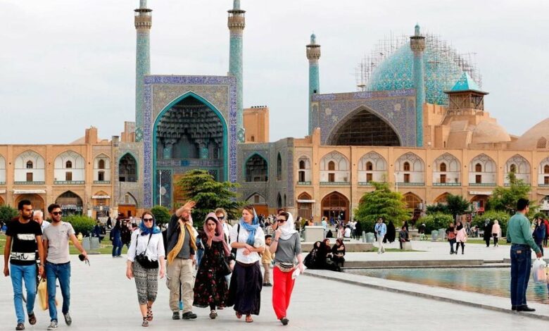 وزارت میراث فرهنگی: ۲۰ اینفلوئنسر خارجی برای تولید محتوای گردشگری به ایران می آیند