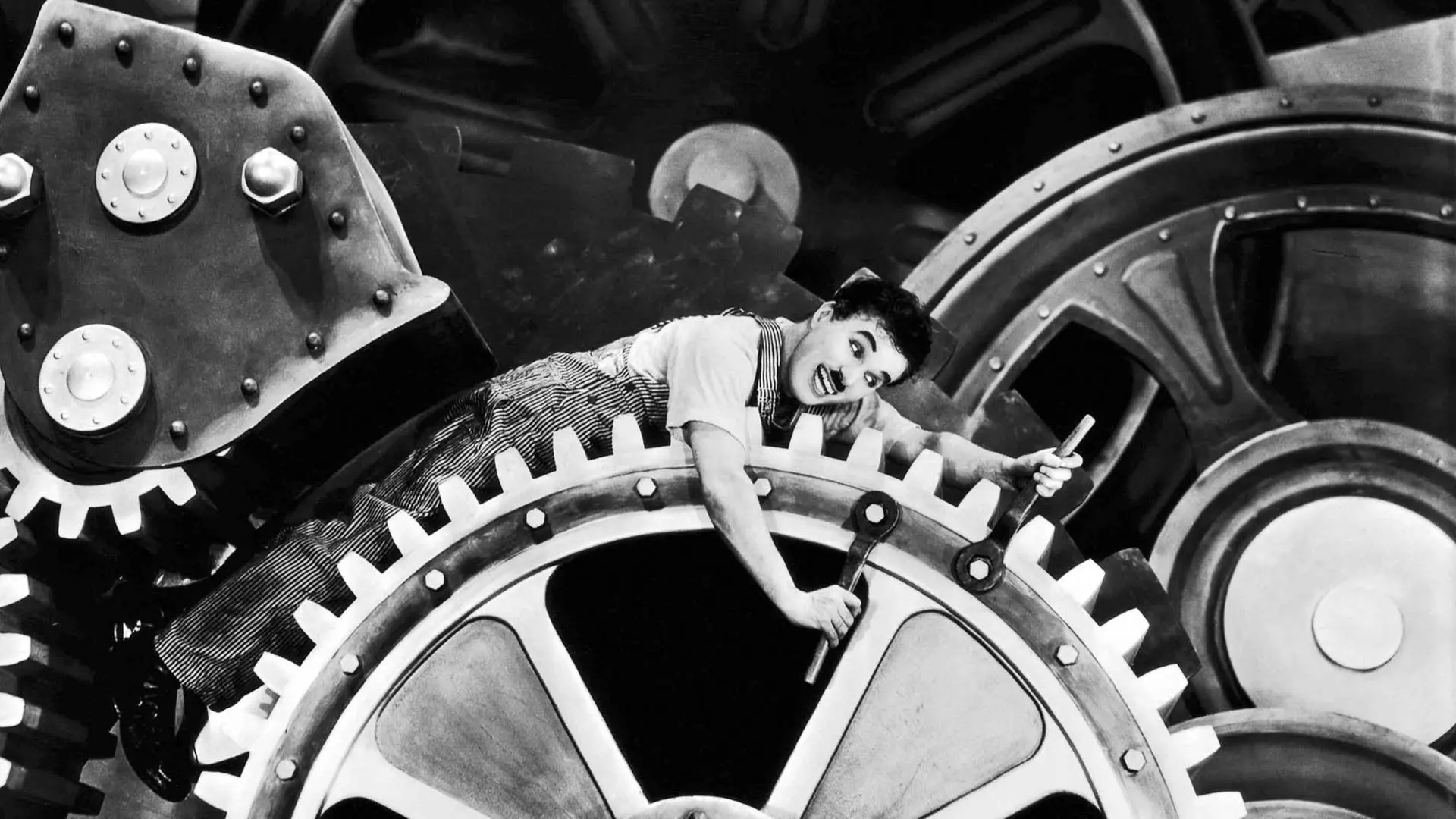 چارلی چاپلین در فیلم Modern Times