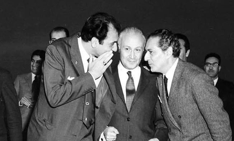 عکسی جالب از تیم وزارت خارجه پهلوی 1 عکسی جالب از تیم وزارت خارجه پهلوی