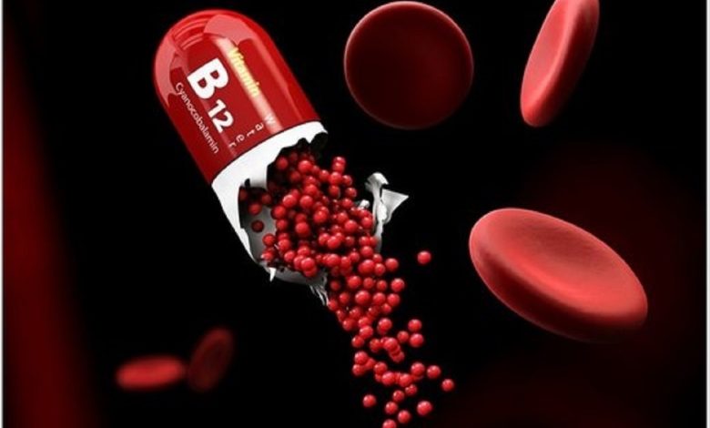 هر آنچه که باید از فواید و مضرات ویتامین B12 بدانید