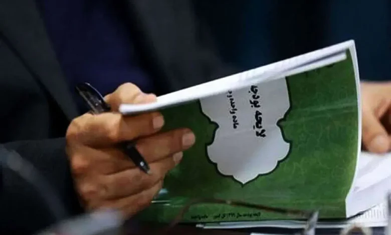 روزنامه جمهوری اسلامی: سازمان های بی خاصیت پول می گیرند تا برای مردم مشکل بیافرینند؛ این اتلاف بودجه است 1 روزنامه جمهوری اسلامی: سازمان های بی خاصیت پول می گیرند تا برای مردم مشکل بیافرینند؛ این اتلاف بودجه است