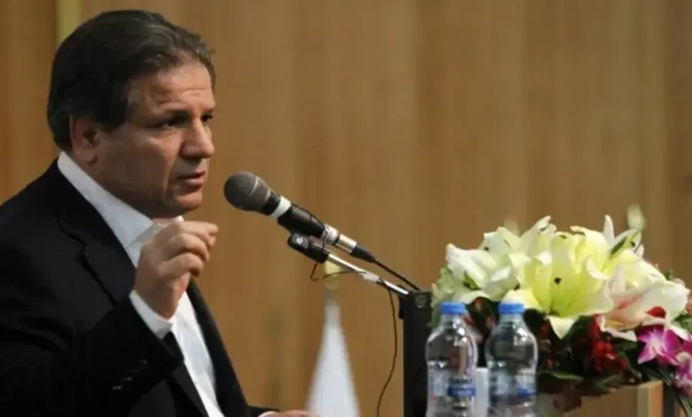 تحریم انگلیس علیه «علی انصاری» بعد از انحلال «بانک آینده» 1 تحریم انگلیس علیه «علی انصاری» بعد از انحلال «بانک آینده»