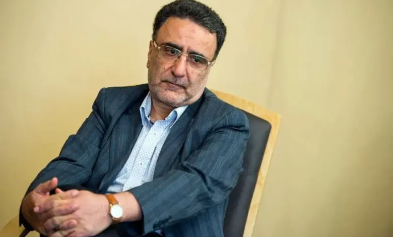 مصطفی تاج زاده در مراسم تشییع برادرش (عکس) 1 مصطفی تاج زاده در مراسم تشییع برادرش (عکس)