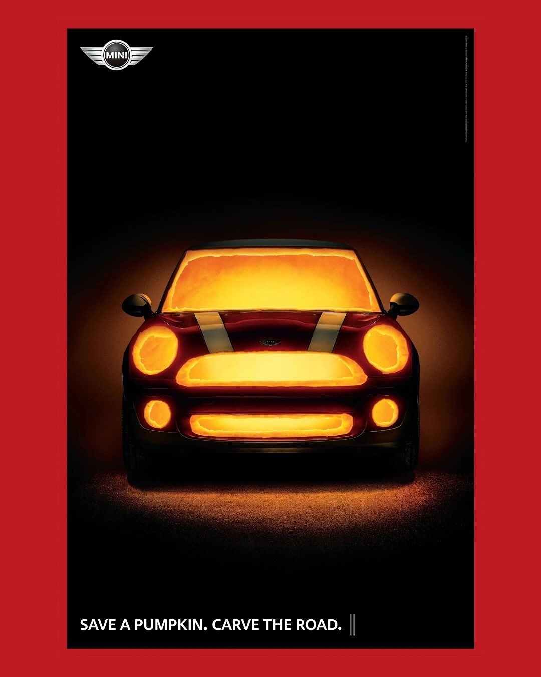 هالووین: از کنایه جالب «ب ام و» به مرسدس بنز تا حکایت «دهان دوخته شده» در کابین شاسی بلند مزدا (تصویری) 5 هالووین: از کنایه جالب «ب ام و» به مرسدس بنز تا حکایت «دهان دوخته شده» در کابین شاسی بلند مزدا (تصویری)