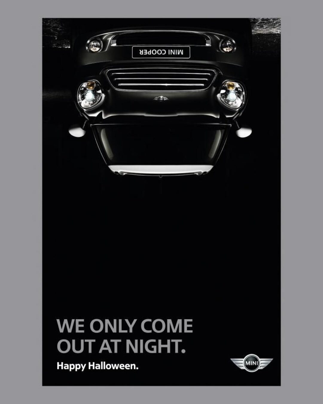 هالووین: از کنایه جالب «ب ام و» به مرسدس بنز تا حکایت «دهان دوخته شده» در کابین شاسی بلند مزدا (تصویری) 6 هالووین: از کنایه جالب «ب ام و» به مرسدس بنز تا حکایت «دهان دوخته شده» در کابین شاسی بلند مزدا (تصویری)