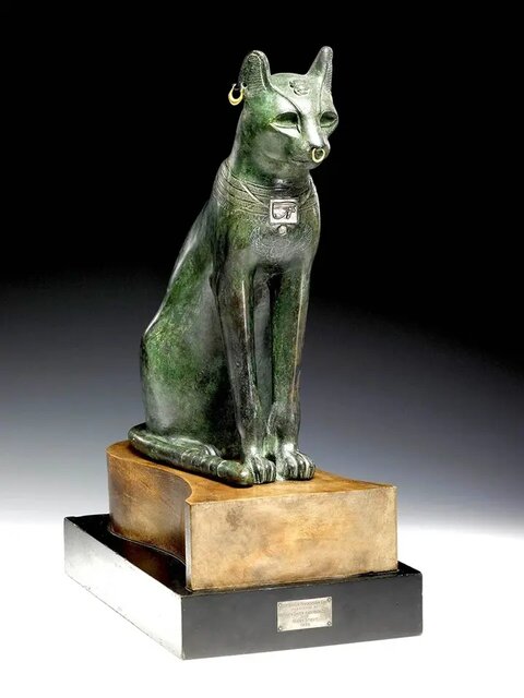 معرفی ۱۶ خدای مصر باستان در یک نگاه