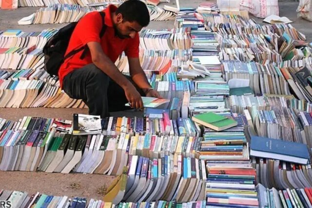 کتابخوان نداریم، همه کتابنویس شدهاند! 1 کتابخوان نداریم، همه کتابنویس شدهاند!