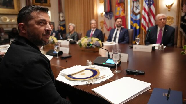 آکسیوس از زمان و مسیر واقعی انتقال طرح ترامپ به زلنسکی پرده برداشت