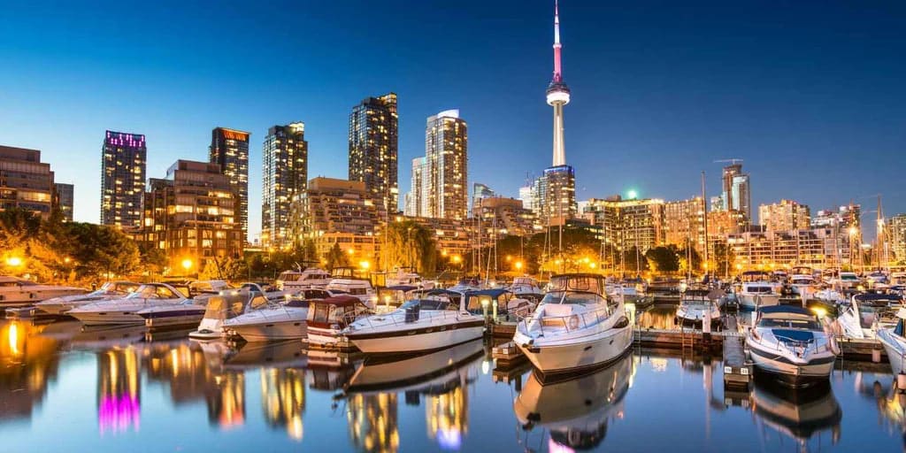 آسمان‌خراش‌ها و پروژه‌های میلیاردی