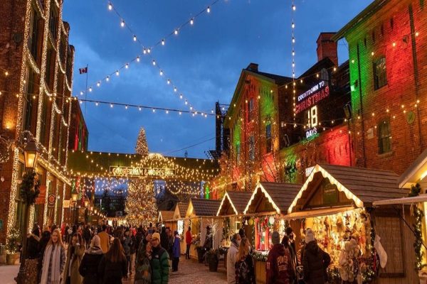 بازارچه‌های کریسمسی و نمایشگاه‌های صنایع دستی در تورنتو و حومه