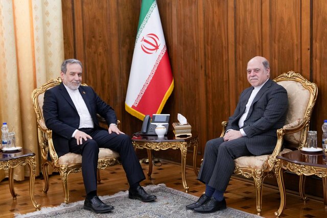 رایزنی سفیر ایران در نیوزیلند با وزیر امور خارجه